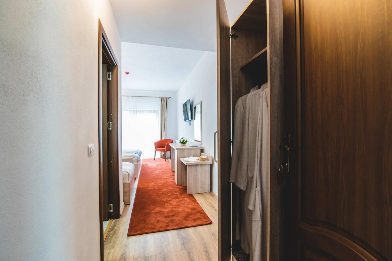 Hotel Class เบรโซย ภายนอก รูปภาพ