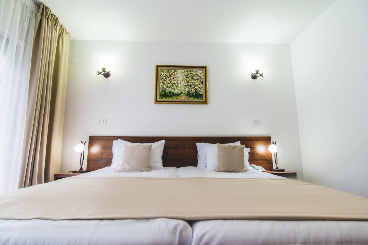 Hotel Class เบรโซย ภายนอก รูปภาพ
